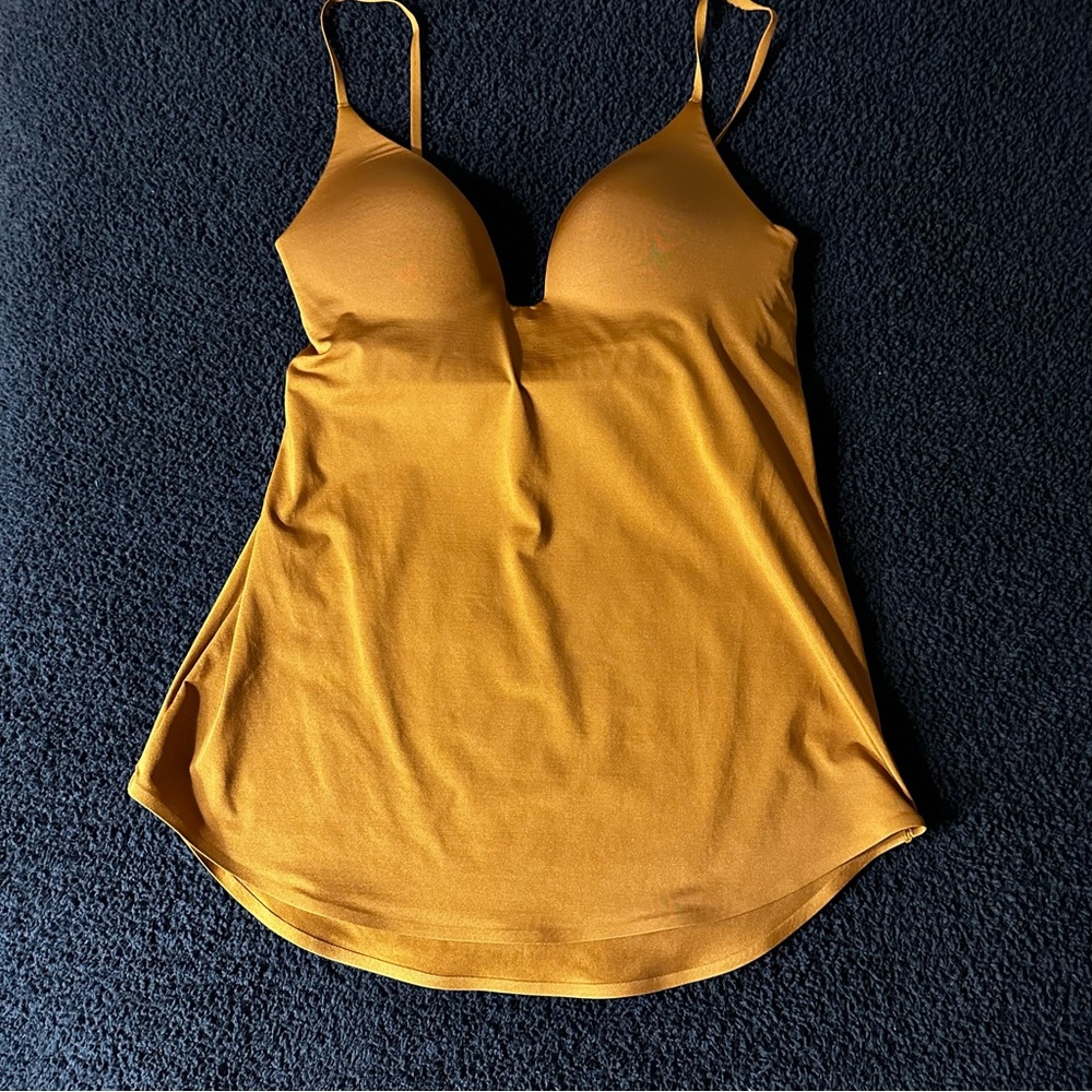 Uniqlo x Mame Kurogouchi AIRism Bra Camisole